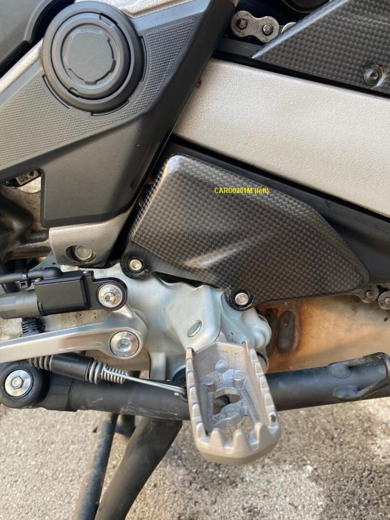 LighTech - ドライカーボン ヒールガード (艶なし) MULTISTRADA V4 / S 