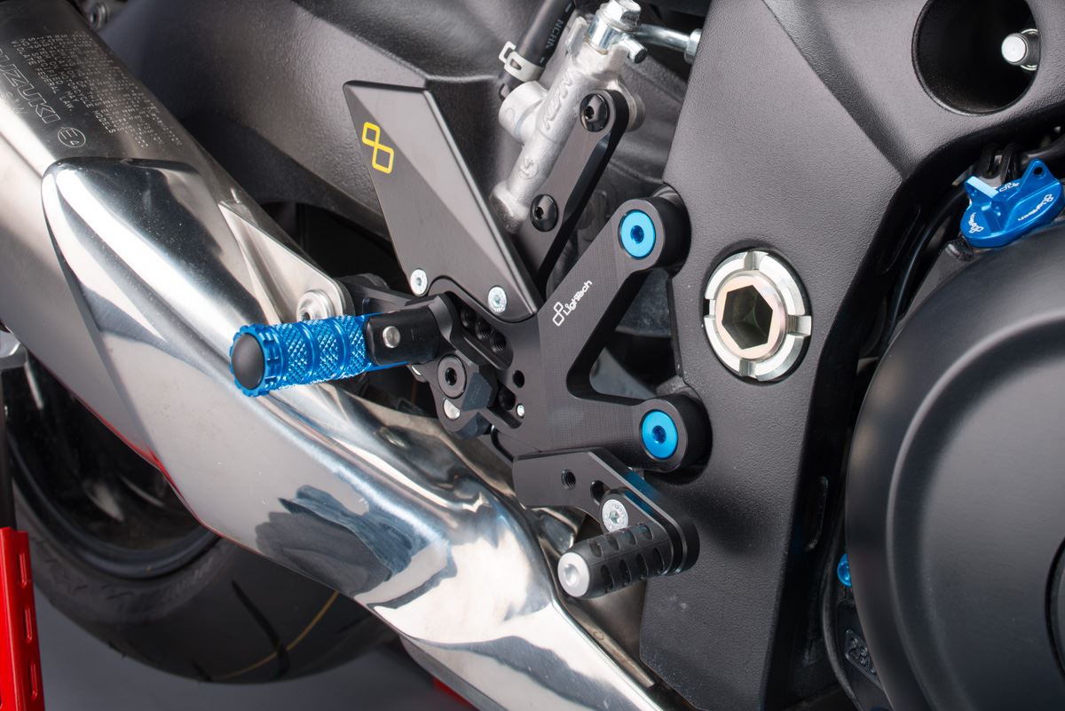 LighTech - アジャスタブル ステップキット GSX-S1000 / F 