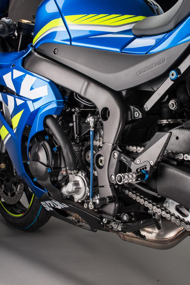 LighTech - アジャスタブル ステップキット GSX-R1000 / R '17-22
