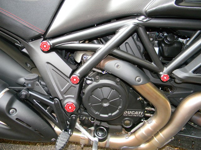 ディアベル DUCATI Performance フレームプラグキャップセット DUCABIKE (DBK) - フレームプラグ DIAVEL 1200 – iMotorcycle Japan