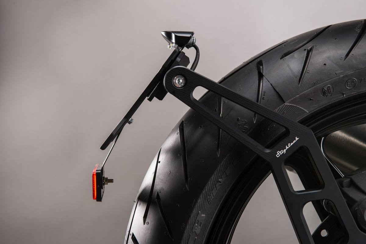 ライテック MT-09 RN69J アジャスタブル　ナンバープレートホルダー ライテックMT-09.RN 69j.アジャスタブルナンバープレートホルダー