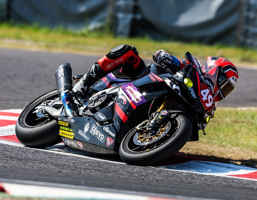 鈴鹿8耐SSTクラスでオールイタリアンのRevo M2が表彰台獲得