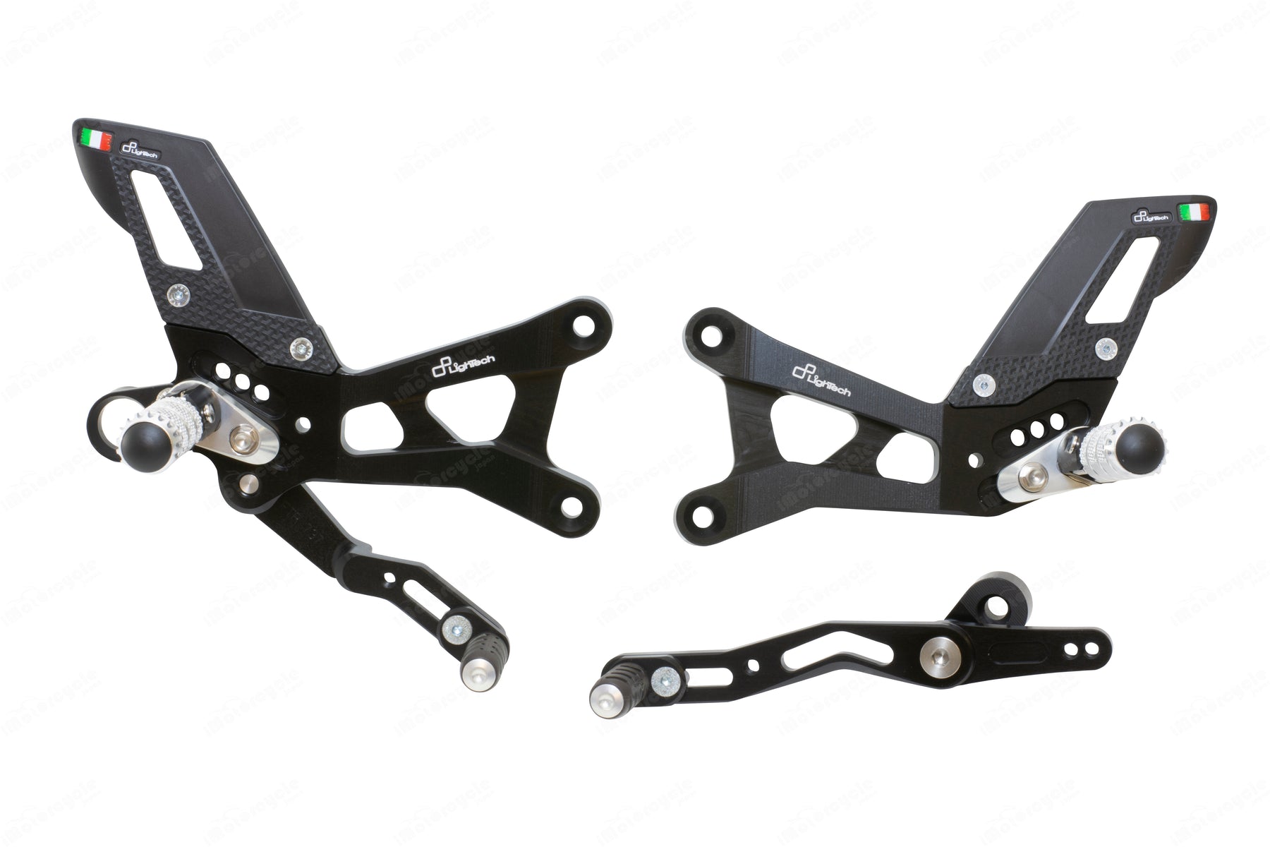 YZF-R6（06-08）バックステップキット Allブラック / All