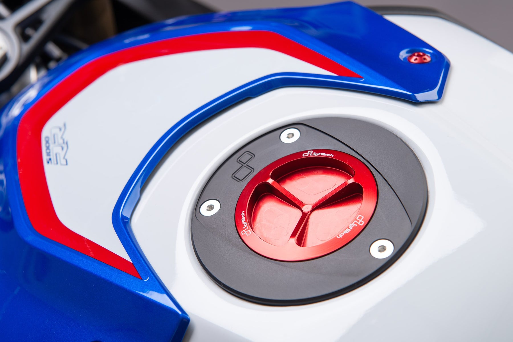 s1000rr  s1000r 用 Lightech タンクキャップ